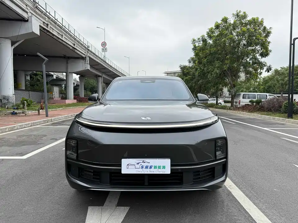 Li Auto Ideal L8