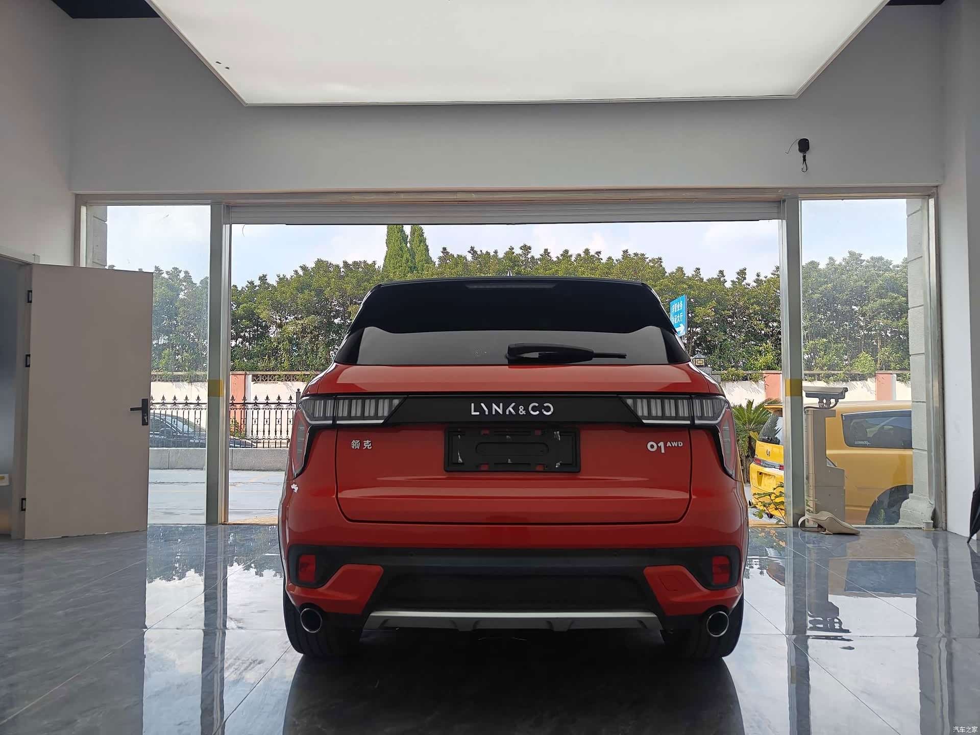 Lynk & Co 01, 2018 все фото