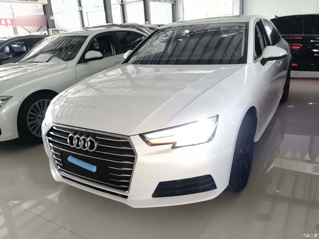 Audi A4L, 2017 3