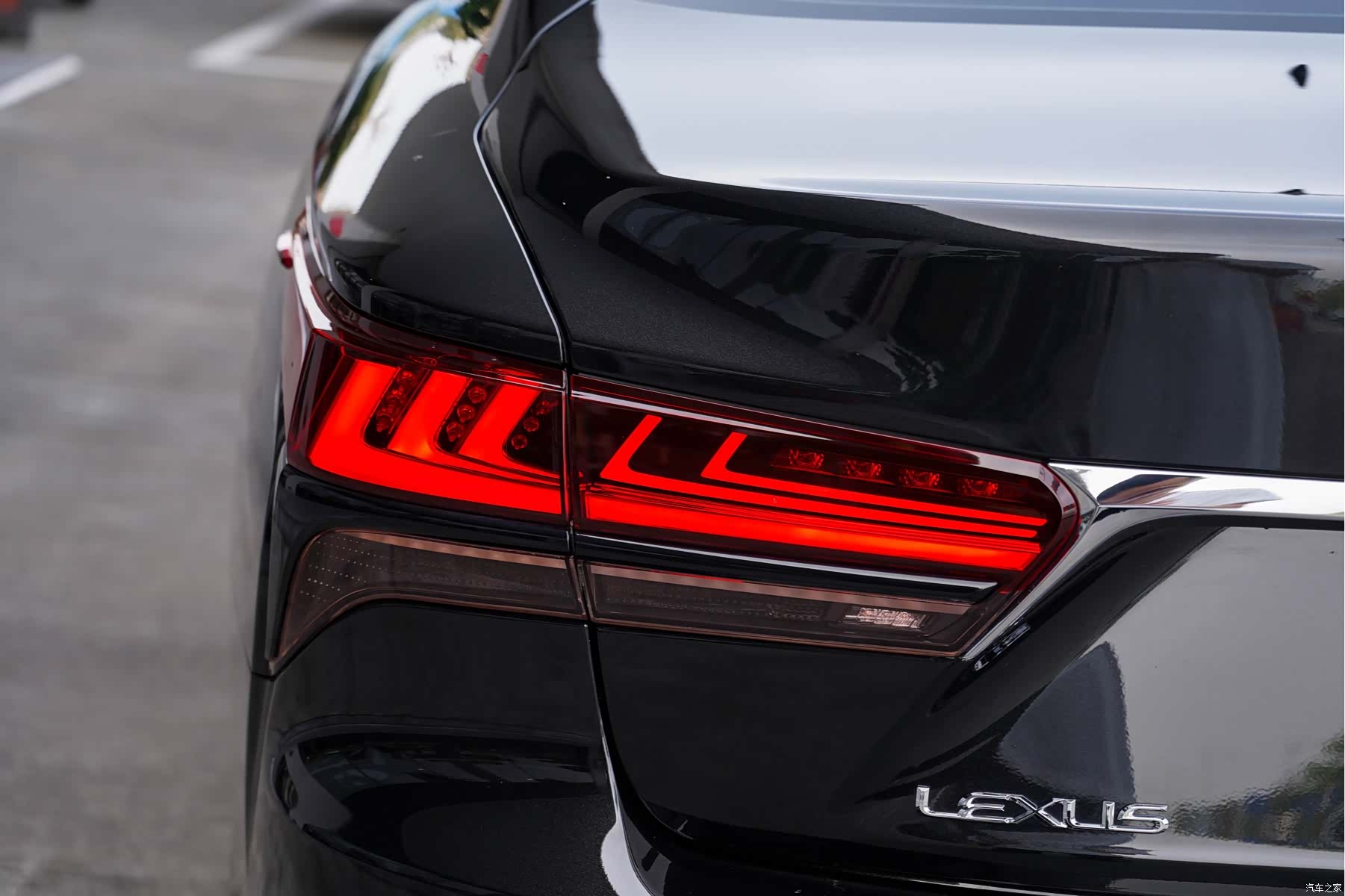 Lexus LS, 2022 7