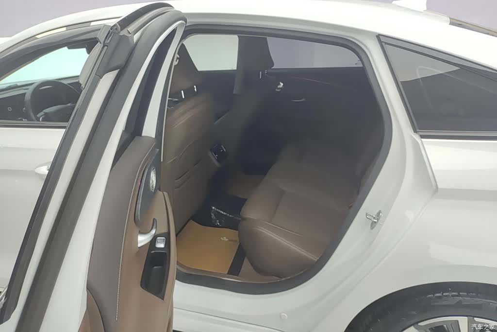 Chery Arrizo 8, 2024 11