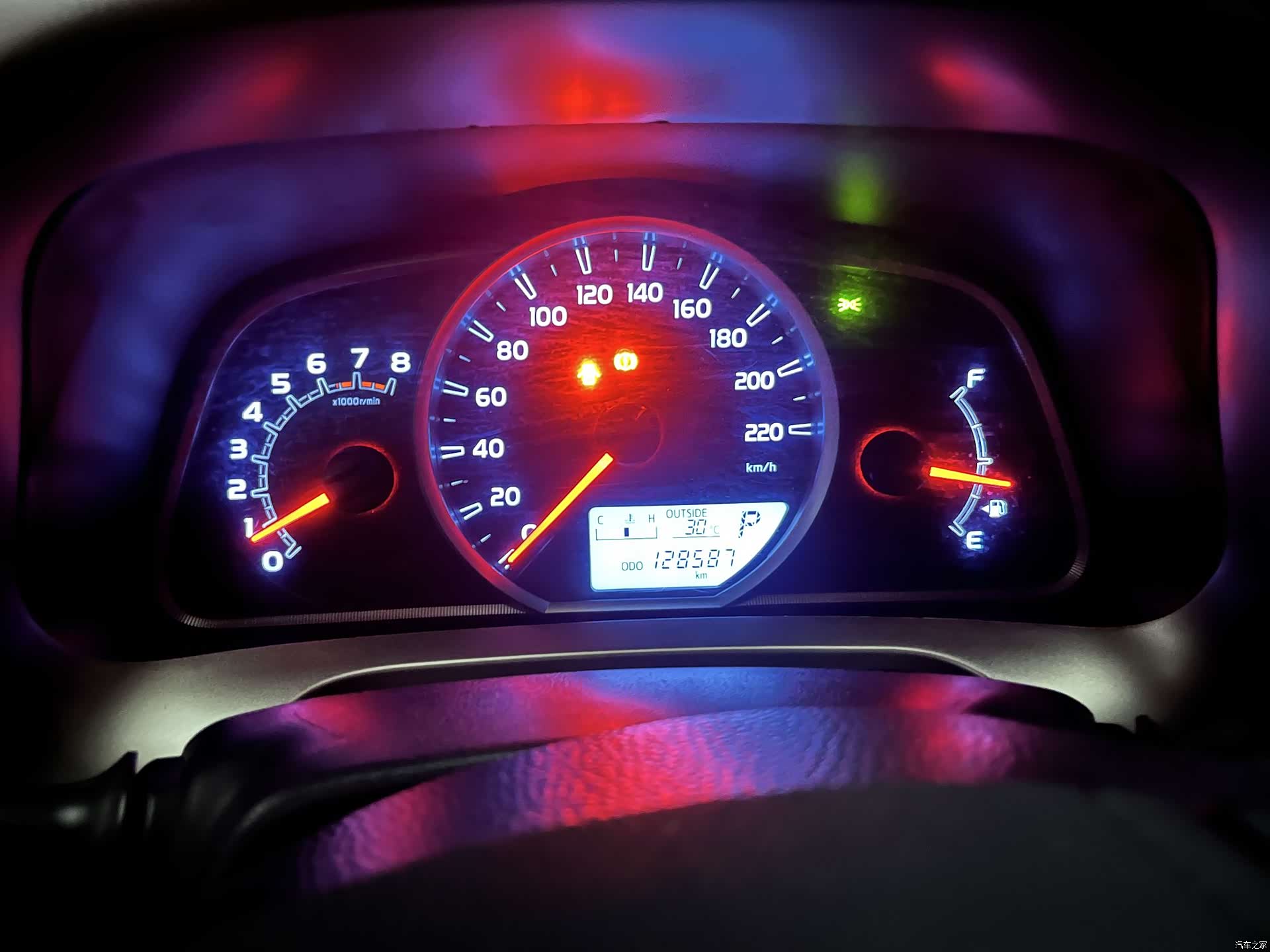 Toyota RAV4, 2015 12