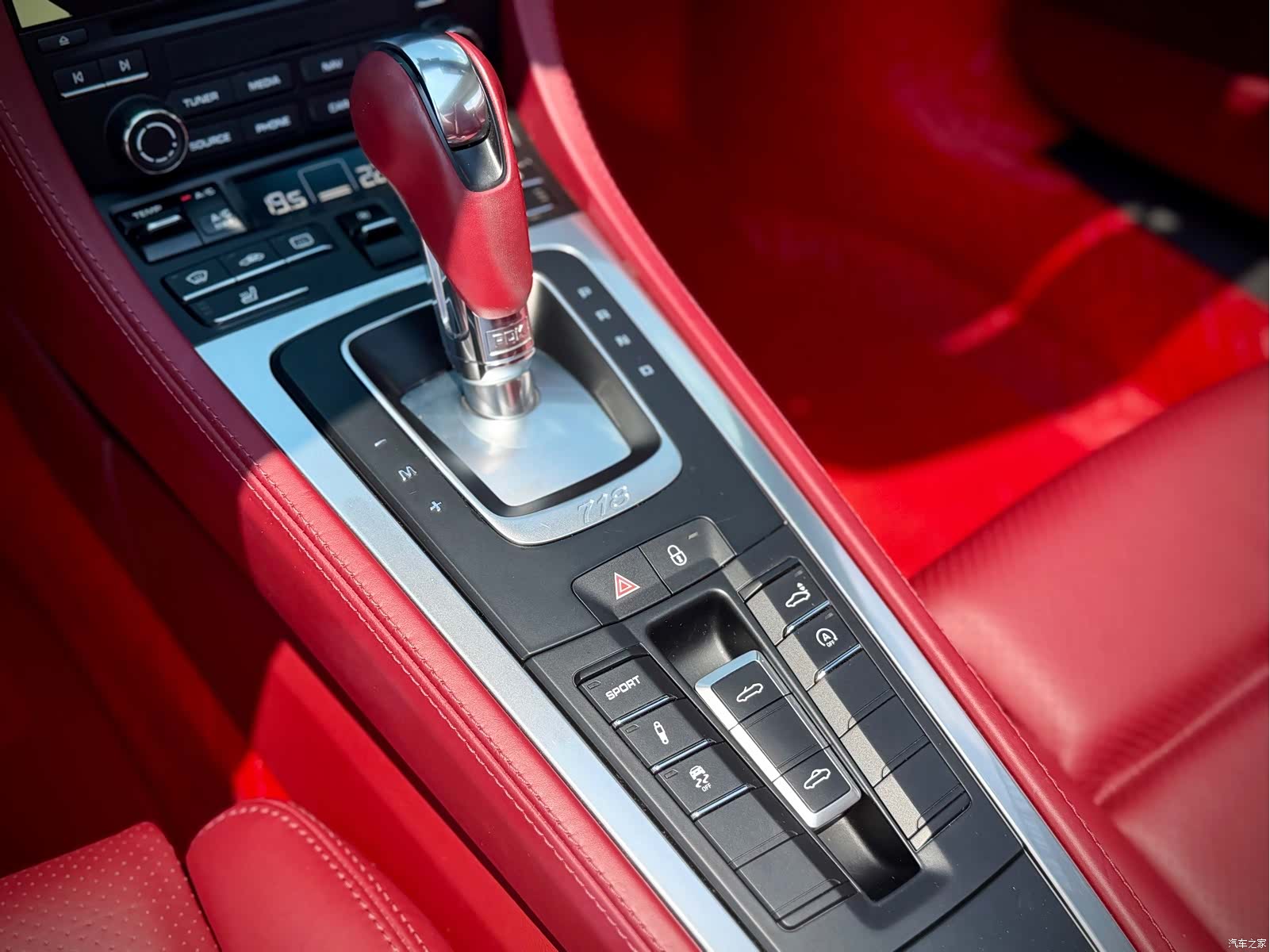 Porsche Boxster, 2018 15