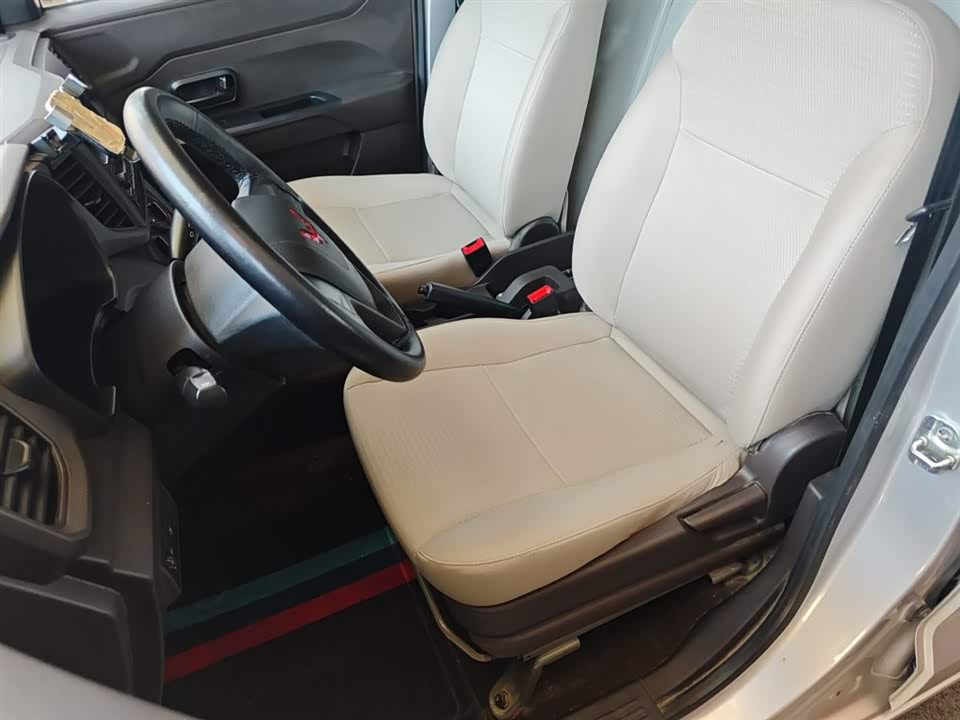 Wuling Wuling Hongguang V