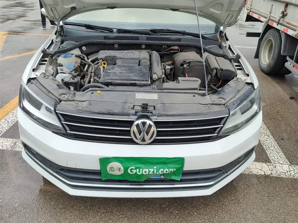Volkswagen Sagitar