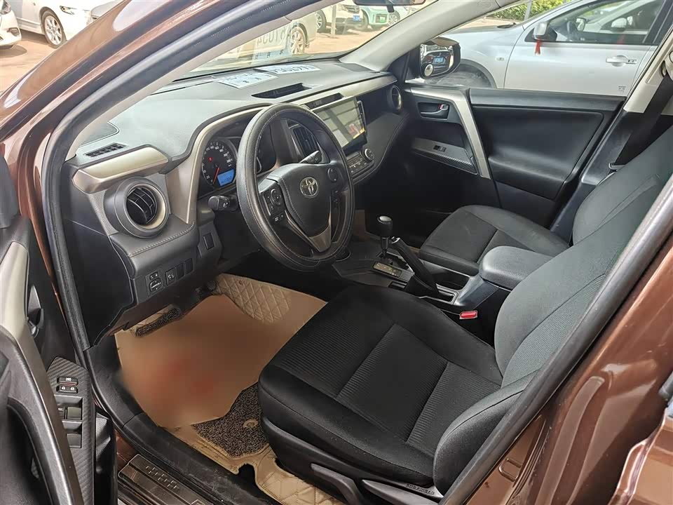 Toyota RAV4 Rongfang