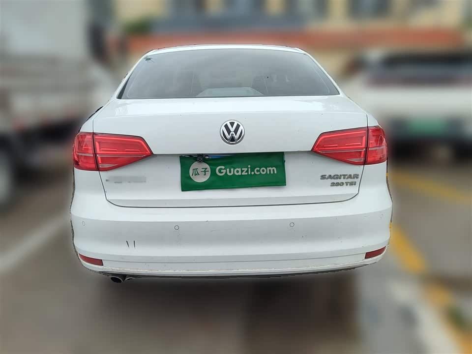 Volkswagen Sagitar
