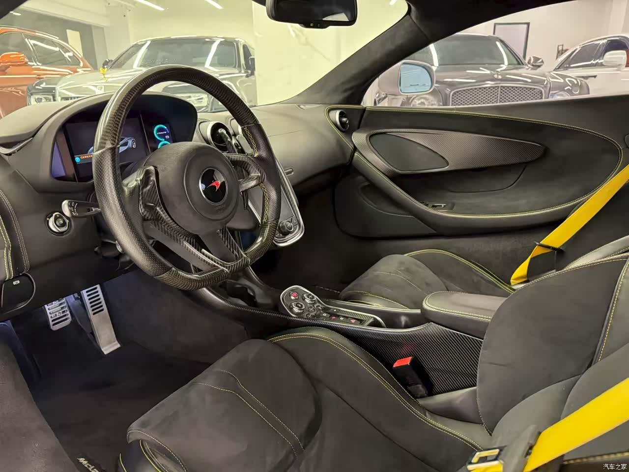 McLaren 570, 2016 7