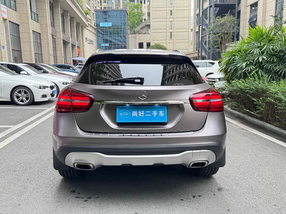 Mercedes-Benz GLA