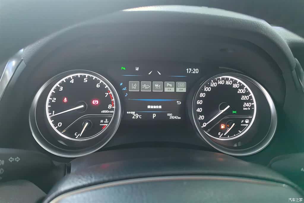 Toyota Camry, 2022 14