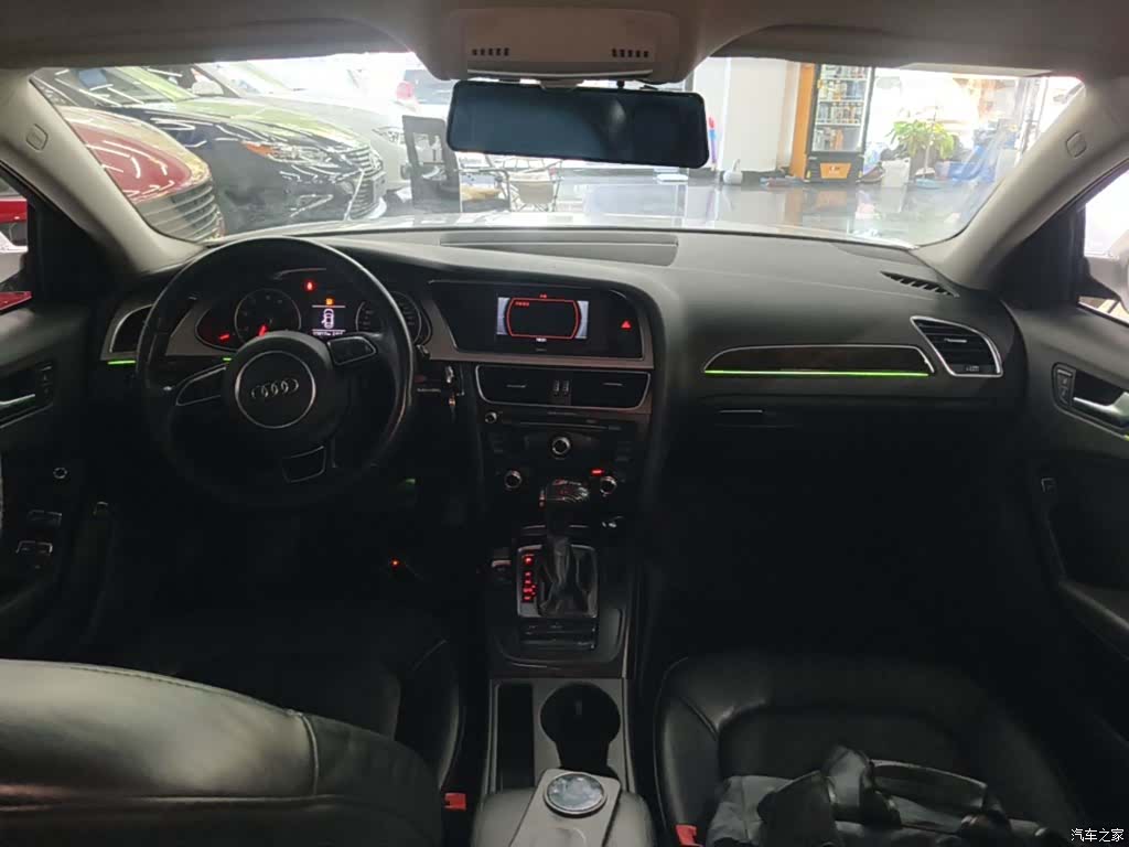 Audi A4L, 2015 10