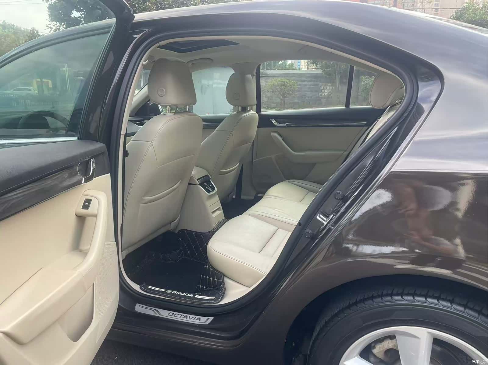 Skoda Octavia, 2015 6