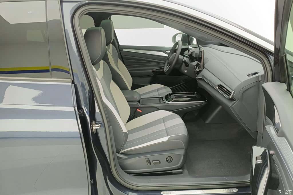 Volkswagen ID.4, 2024 8