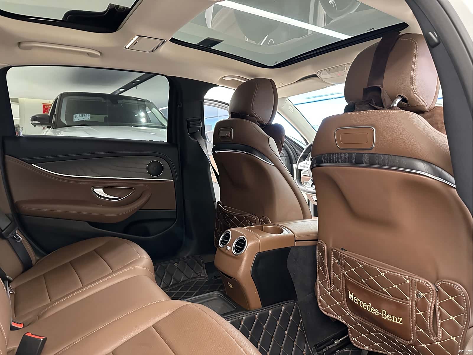 Mercedes-Benz E-Class, 2019 15