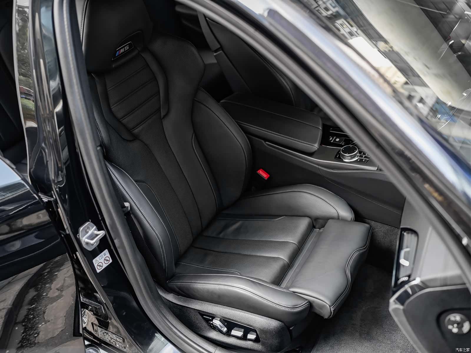 BMW M5, 2019 13