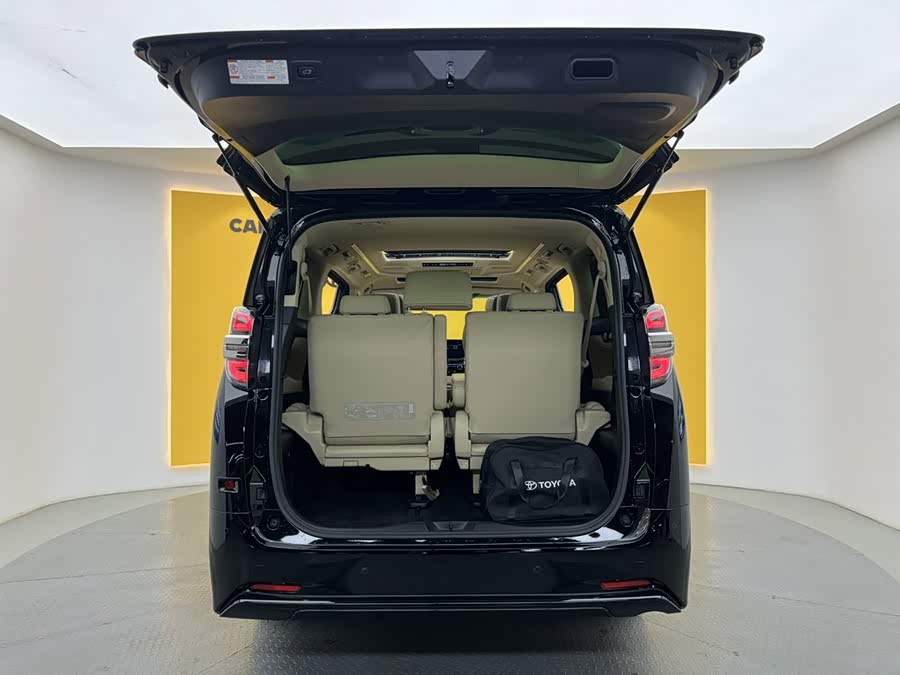 Toyota Vellfire 2022, фото 11