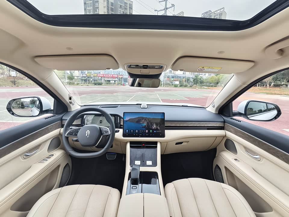 AITO Ask the world M7