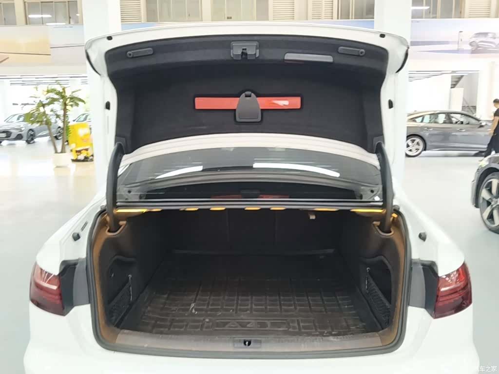 Audi A4L, 2023 19