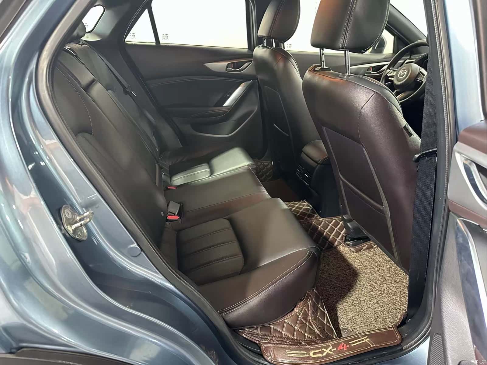 Mazda CX-4, 2019 7