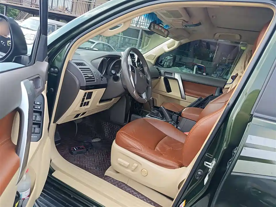 Toyota Prado