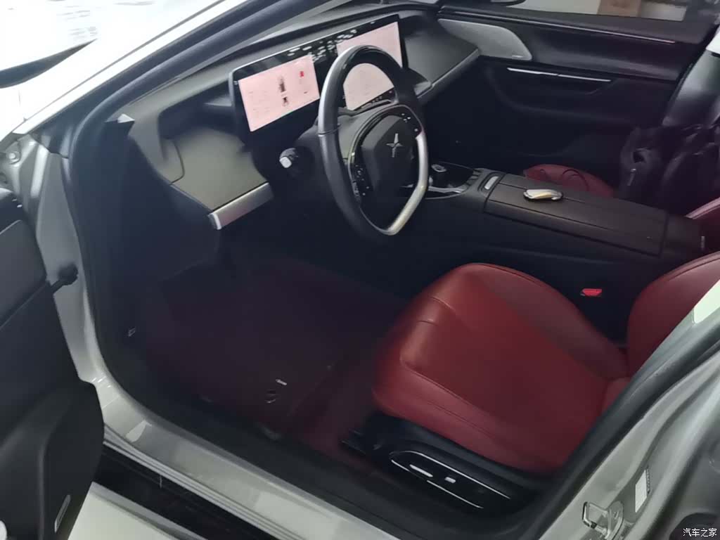 Xpeng P7, 2021 15