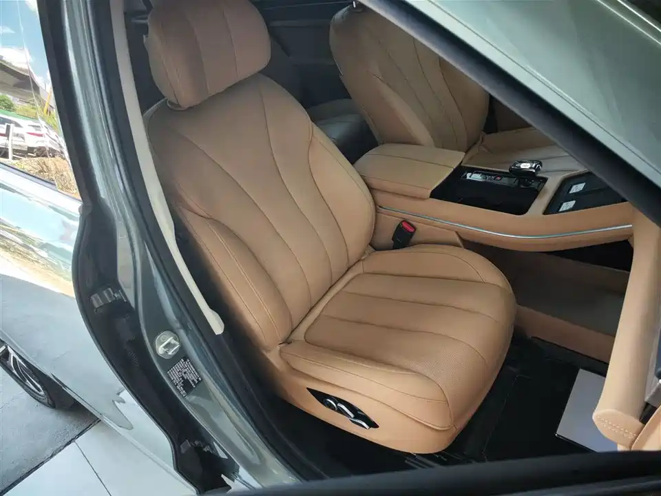 HarmonyOS Ask the world M7