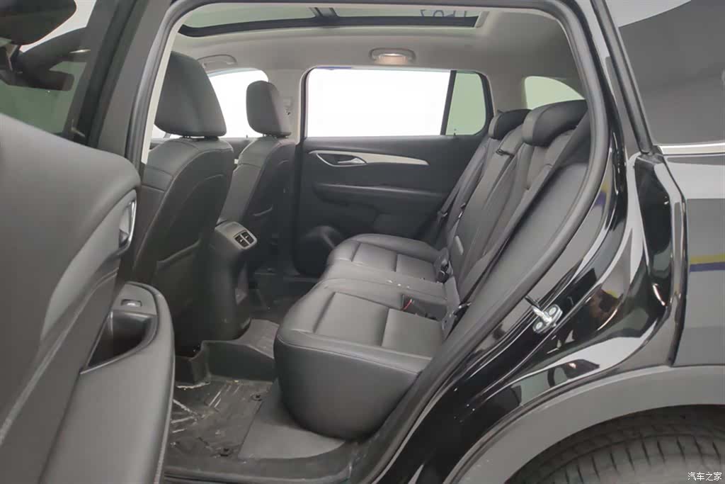 Buick Envision Plus, 2025 11