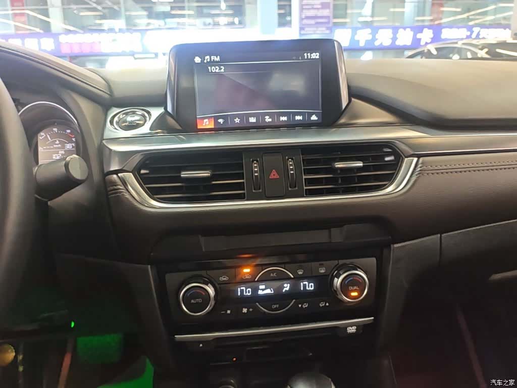 Mazda Atenza, 2018 13