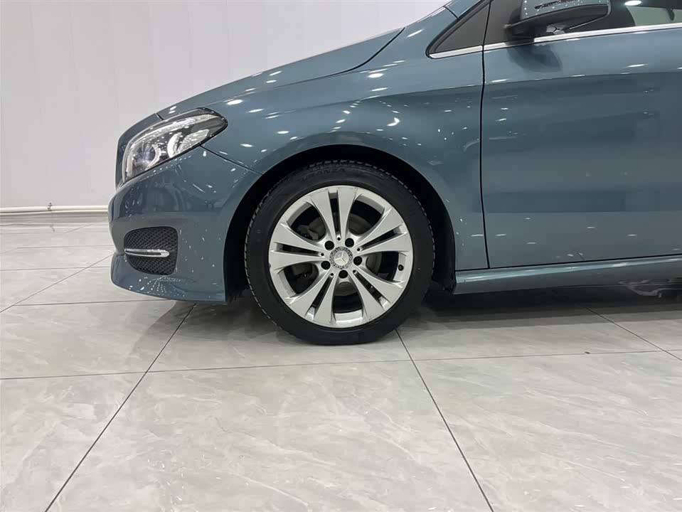 Mercedes-Benz Class B