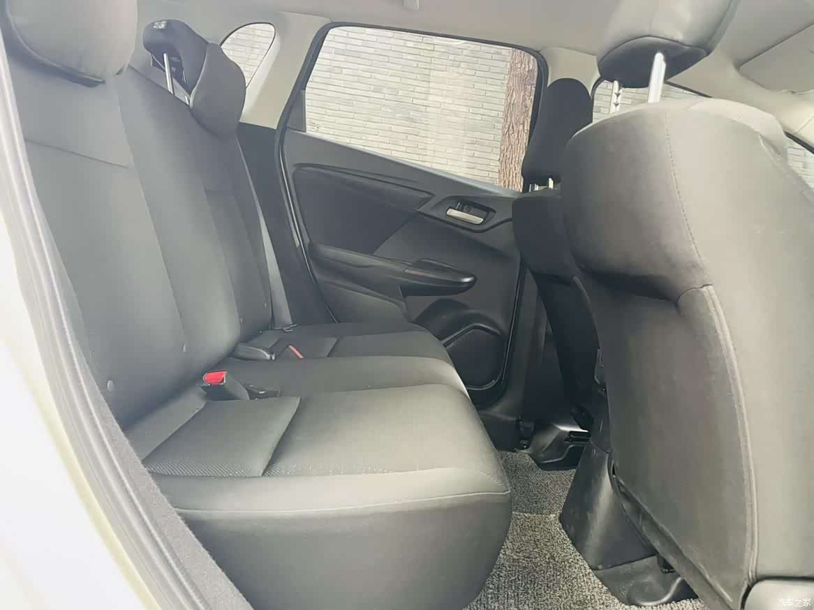 Honda Fit, 2016 все фото