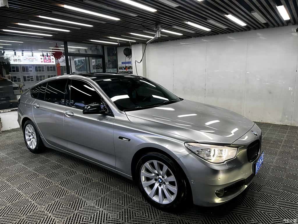 BMW 5 Series, 2011 13