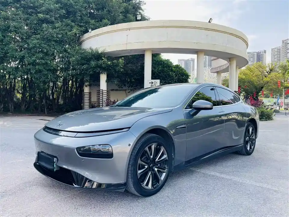XPENG P7