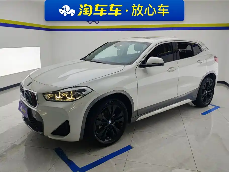 BMW X2