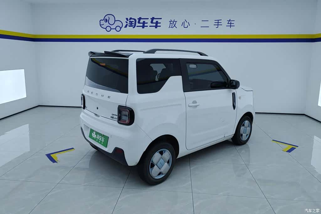 Geely Panda, 2025 3