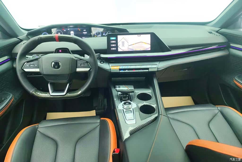 Changan UNI-V, 2025 12