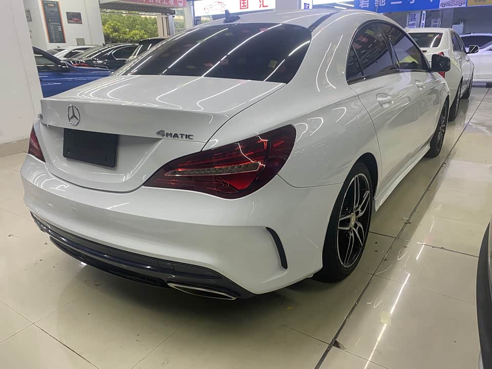 Mercedes-Benz CLA