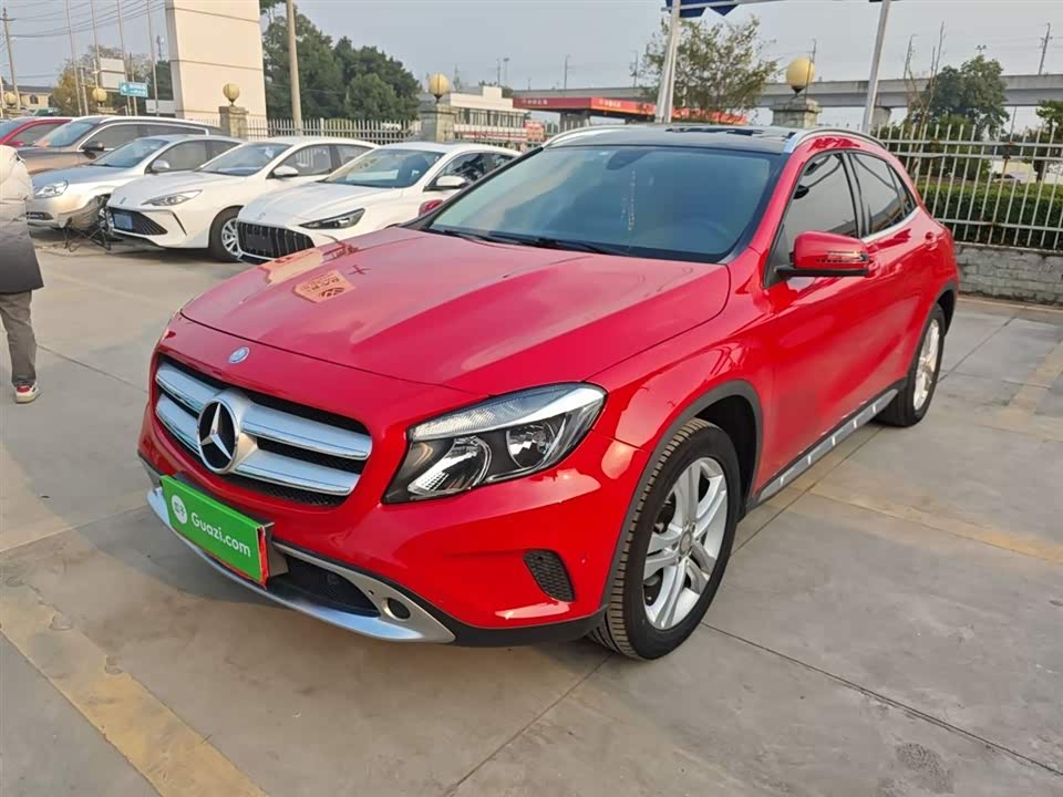 Mercedes-Benz GLA