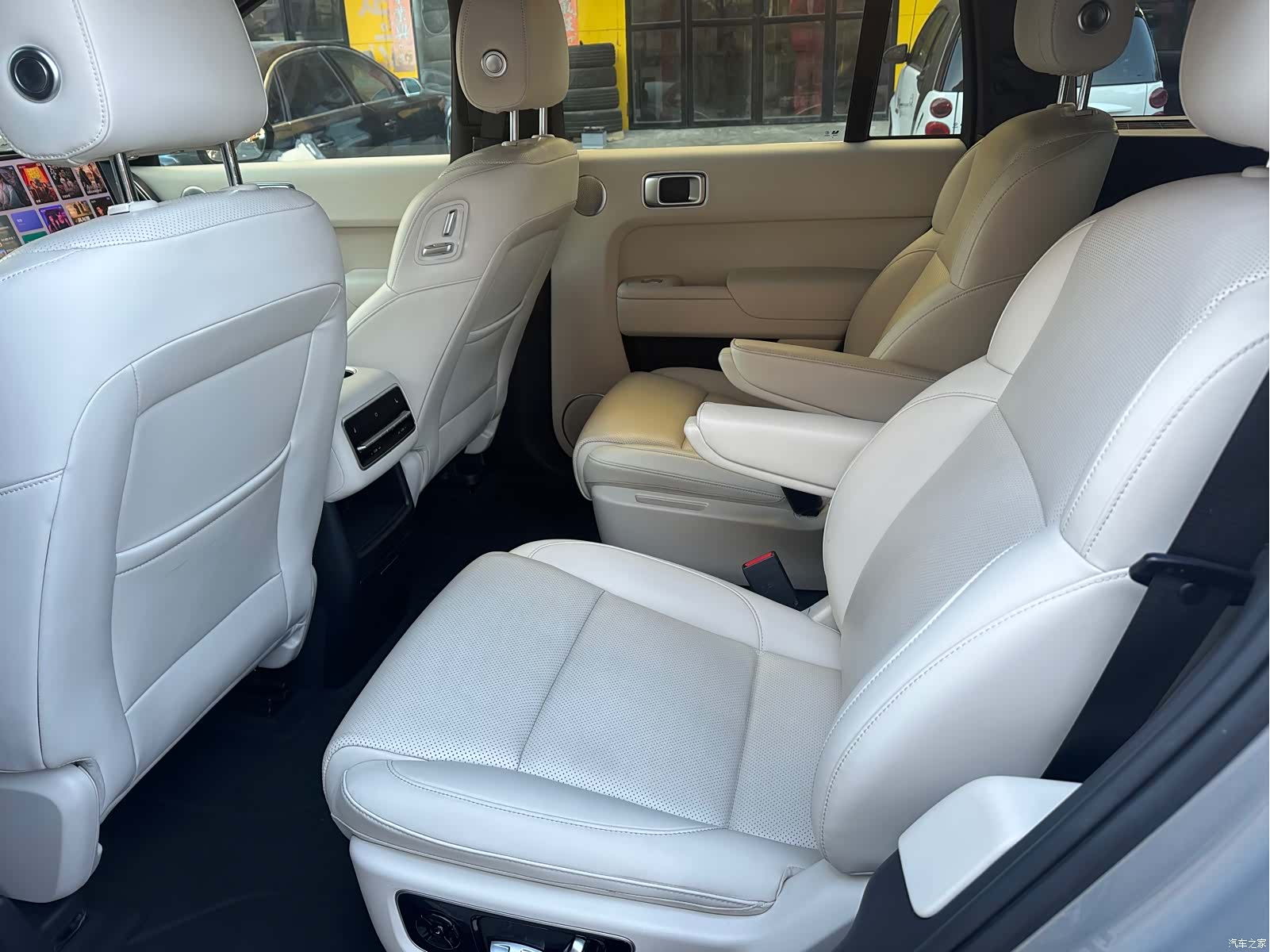 Li Auto L8, 2023 все фото