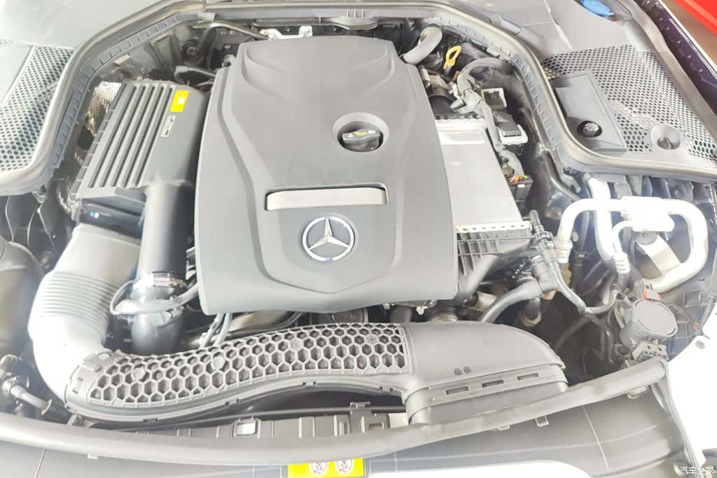 Mercedes-Benz C-Class, 2018 10