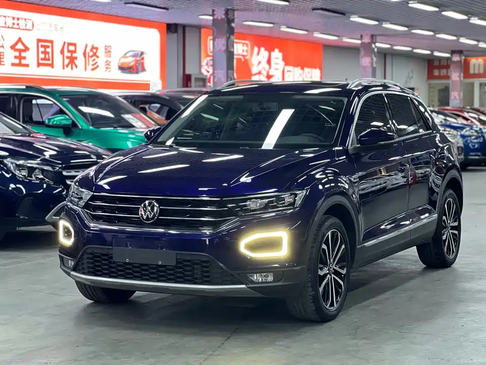 Volkswagen T-ROC exploring Songs