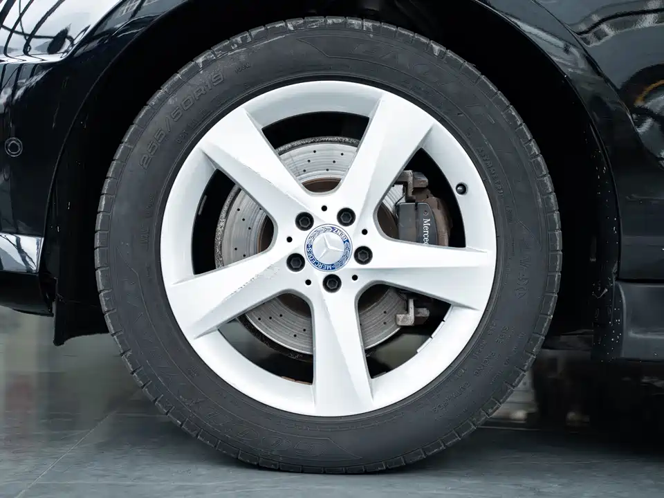 Mercedes-Benz M class