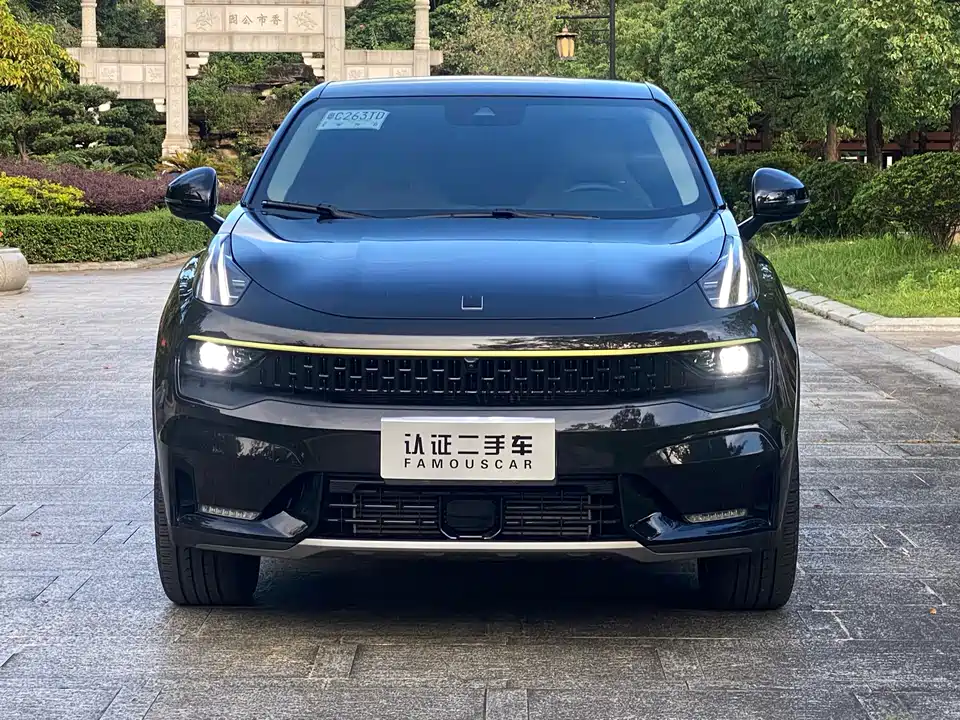 Lynk & Co 05