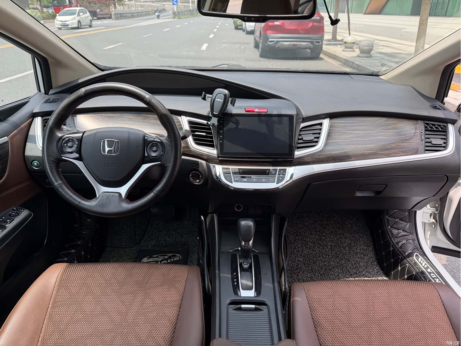 Honda Jade, 2018 15