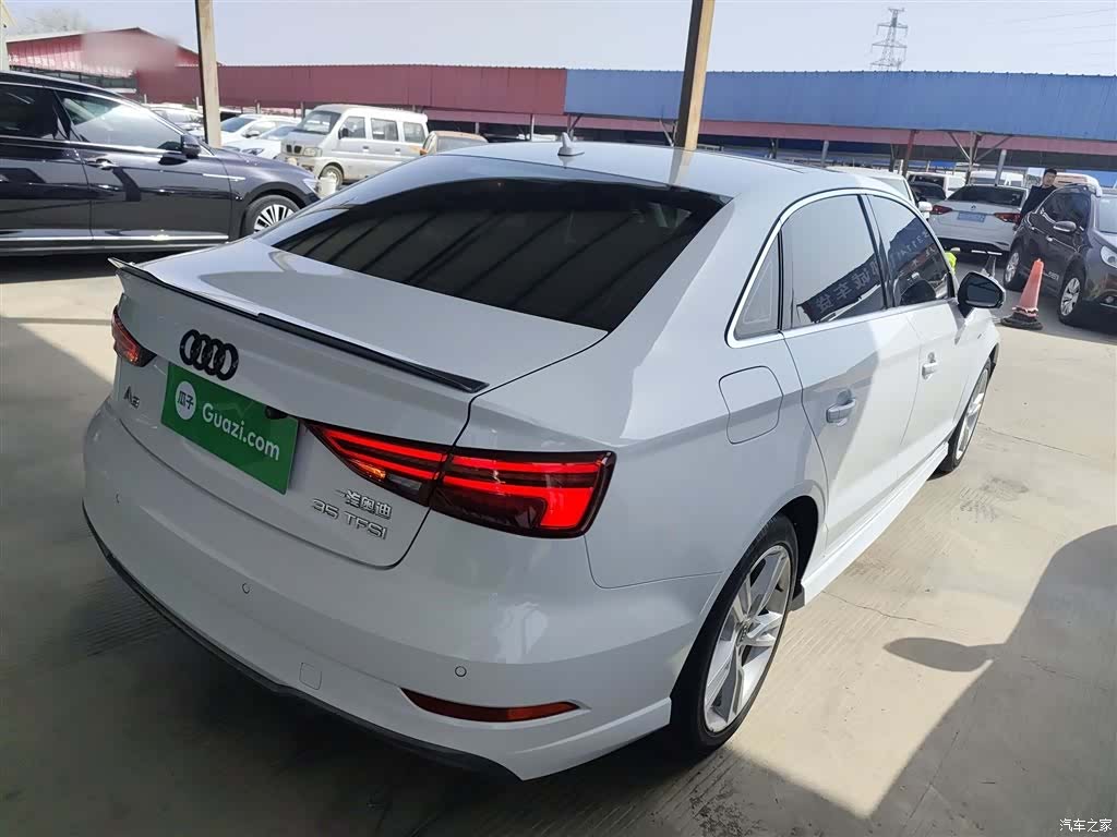 Audi A3, 2018 все фото