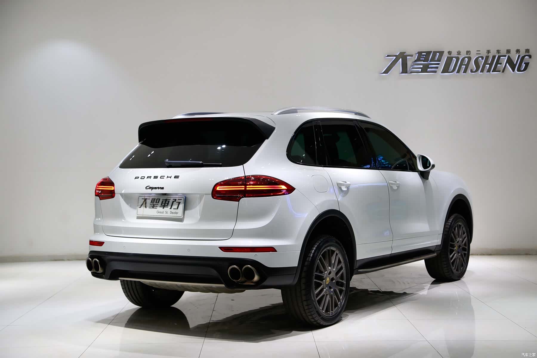 Porsche Cayenne, 2015 3