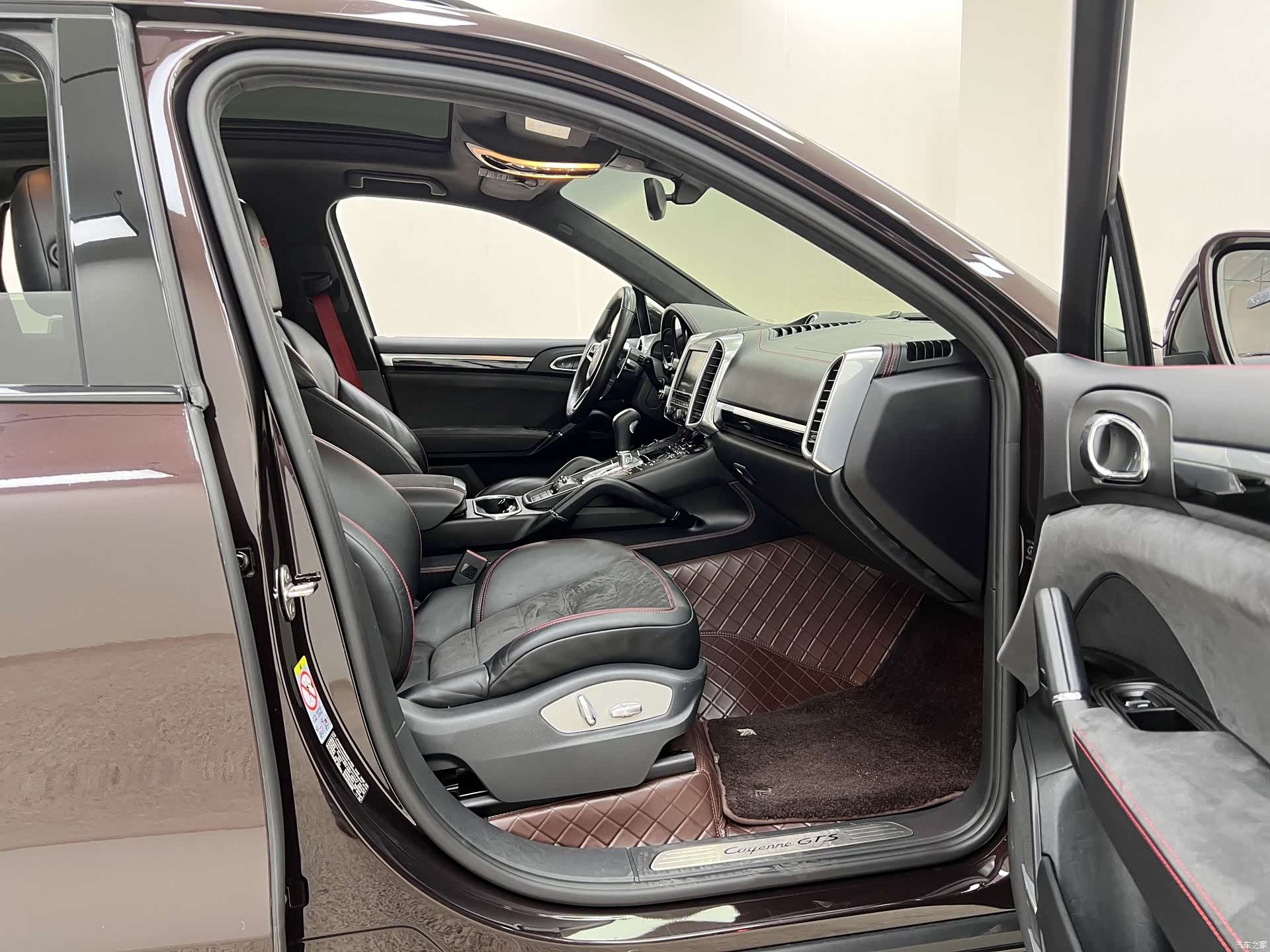 Porsche Cayenne, 2016 32
