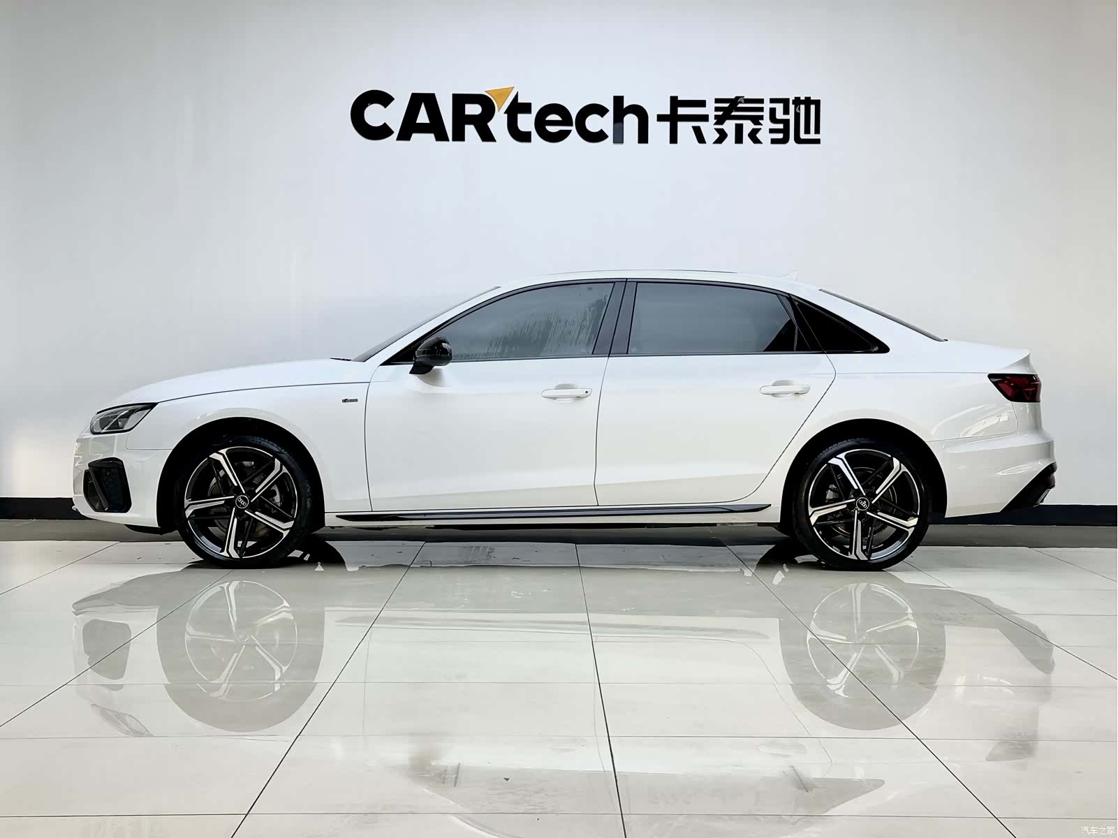 Audi A4L, 2025 все фото