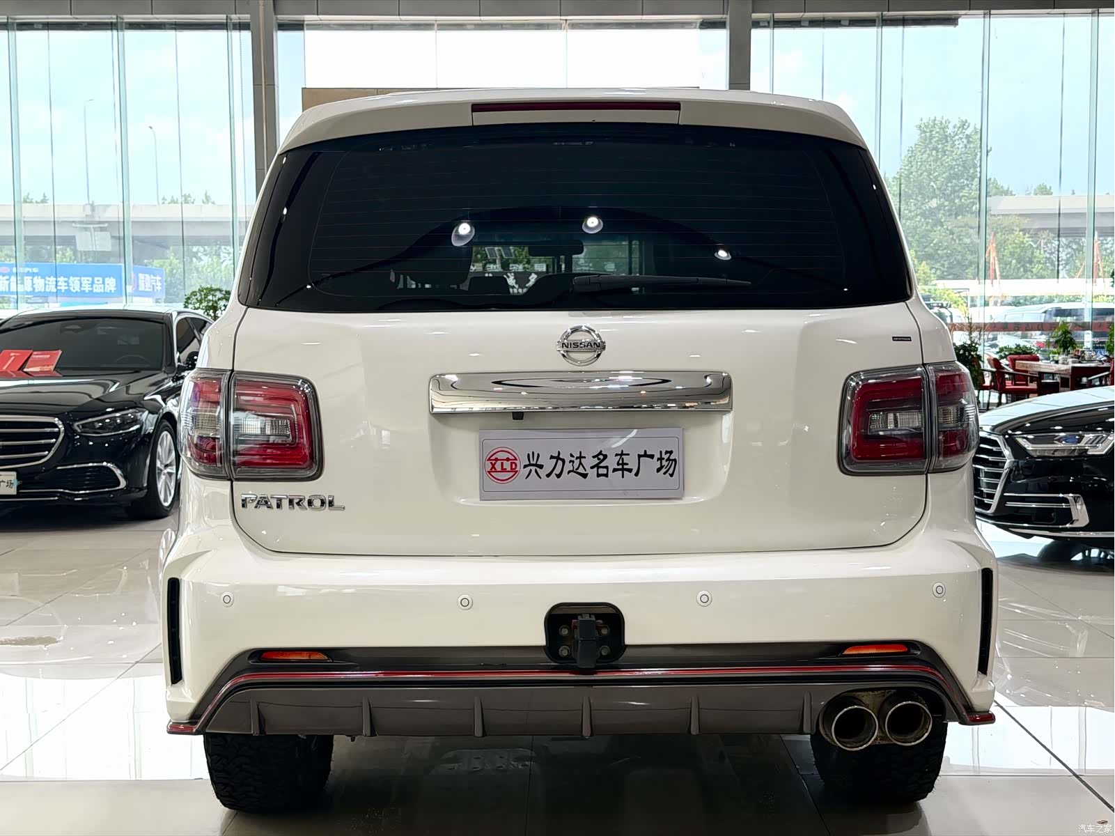 Nissan Patrol, 2017 4