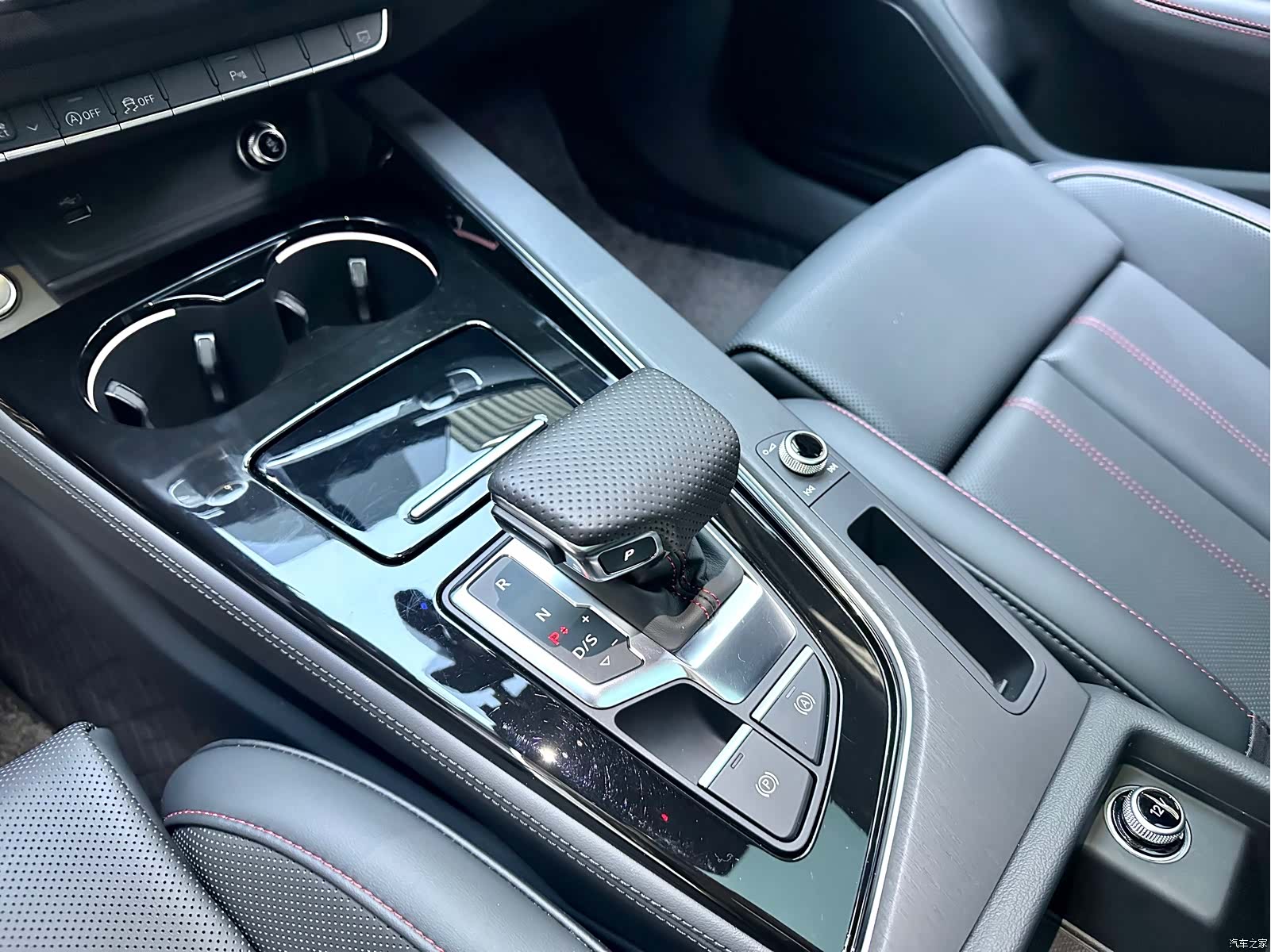 Audi A4L, 2025 18