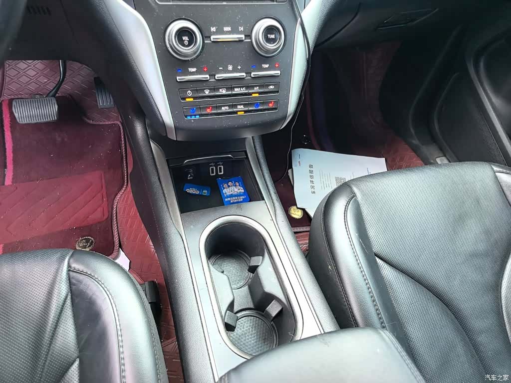 Lincoln MKC, 2018 14